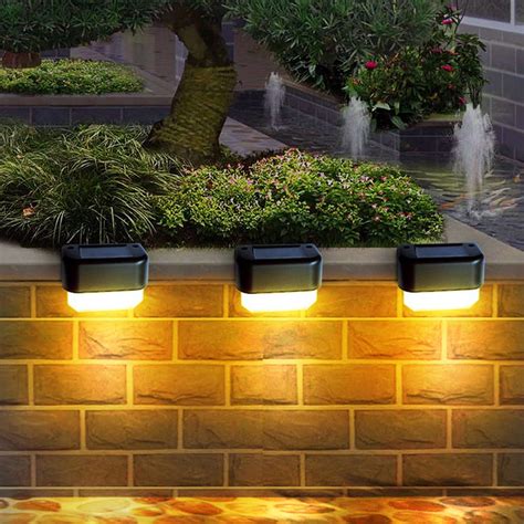 éclairage extérieur solaire puissant leroy merlin|Choisir un éclairage solaire pour le jardin .